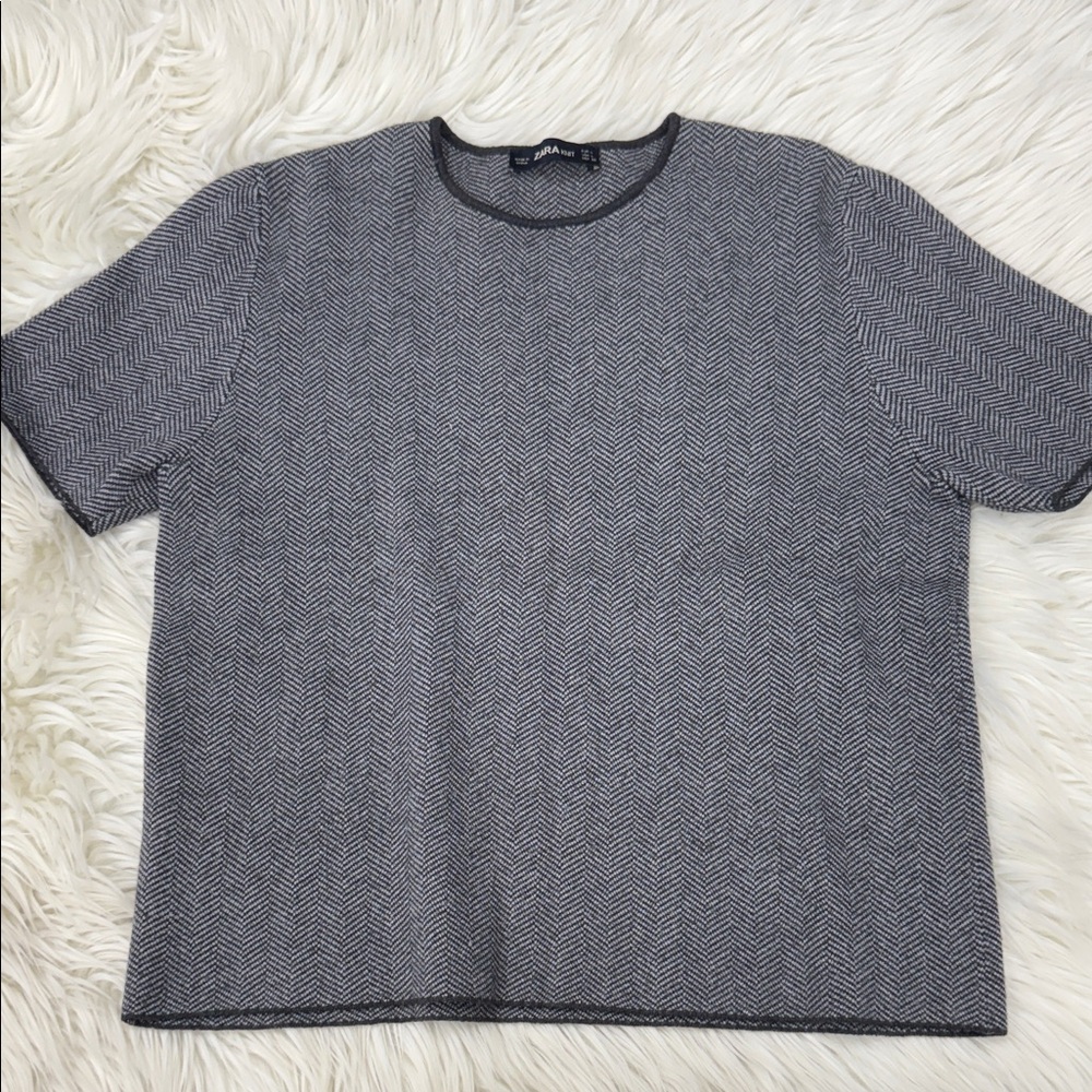 Zara Black and White Herringbone Knit Top